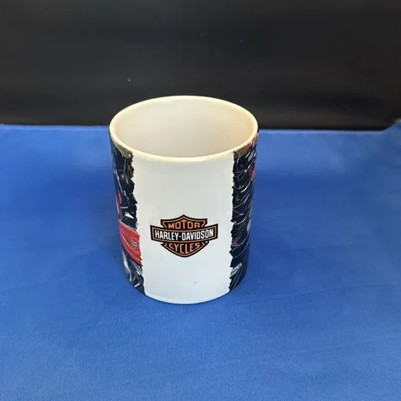 Harley‎ Davidson cup - Picture 2 of 4
